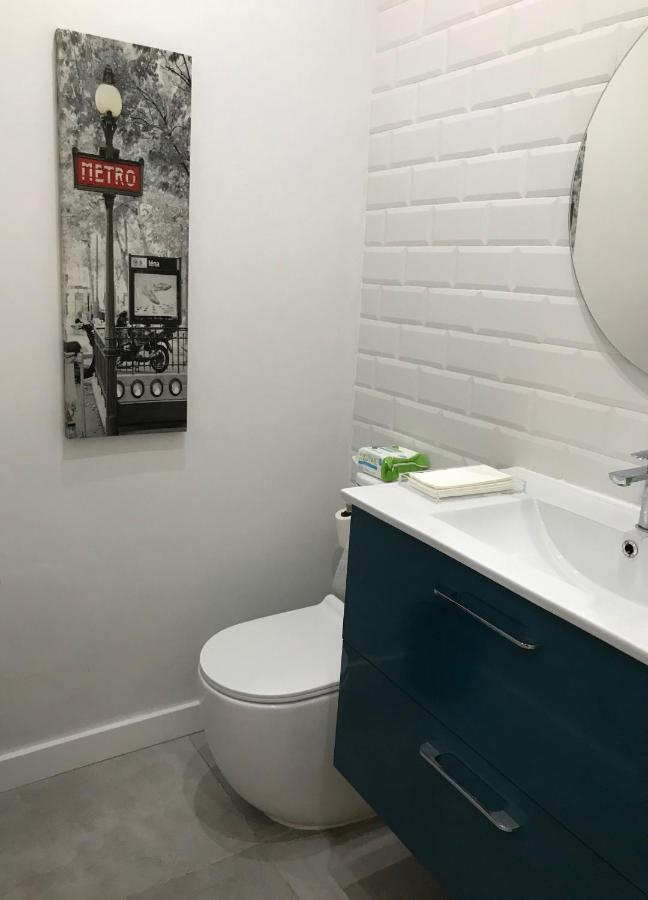 New! Renovated, Centrally Located, Private Entrance, Terrace Apartment Valencia Exterior photo